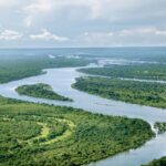 Sungai Terpanjang di Indonesia yang Bikin Melongo! Bukan Cuma Panjang, Tapi Penuh Misteri!